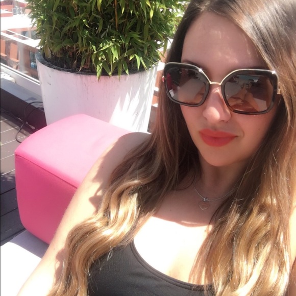 Prada sunglasses - Picture 2 of 5